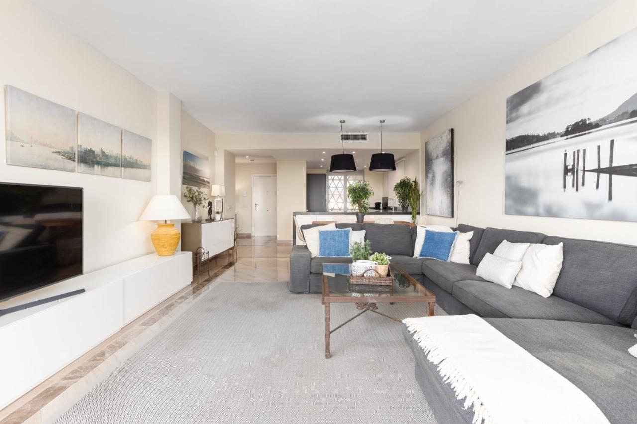Homeforguest Front Line Beach Apartment In Hacienda Playa มาร์เบยา ภายนอก รูปภาพ