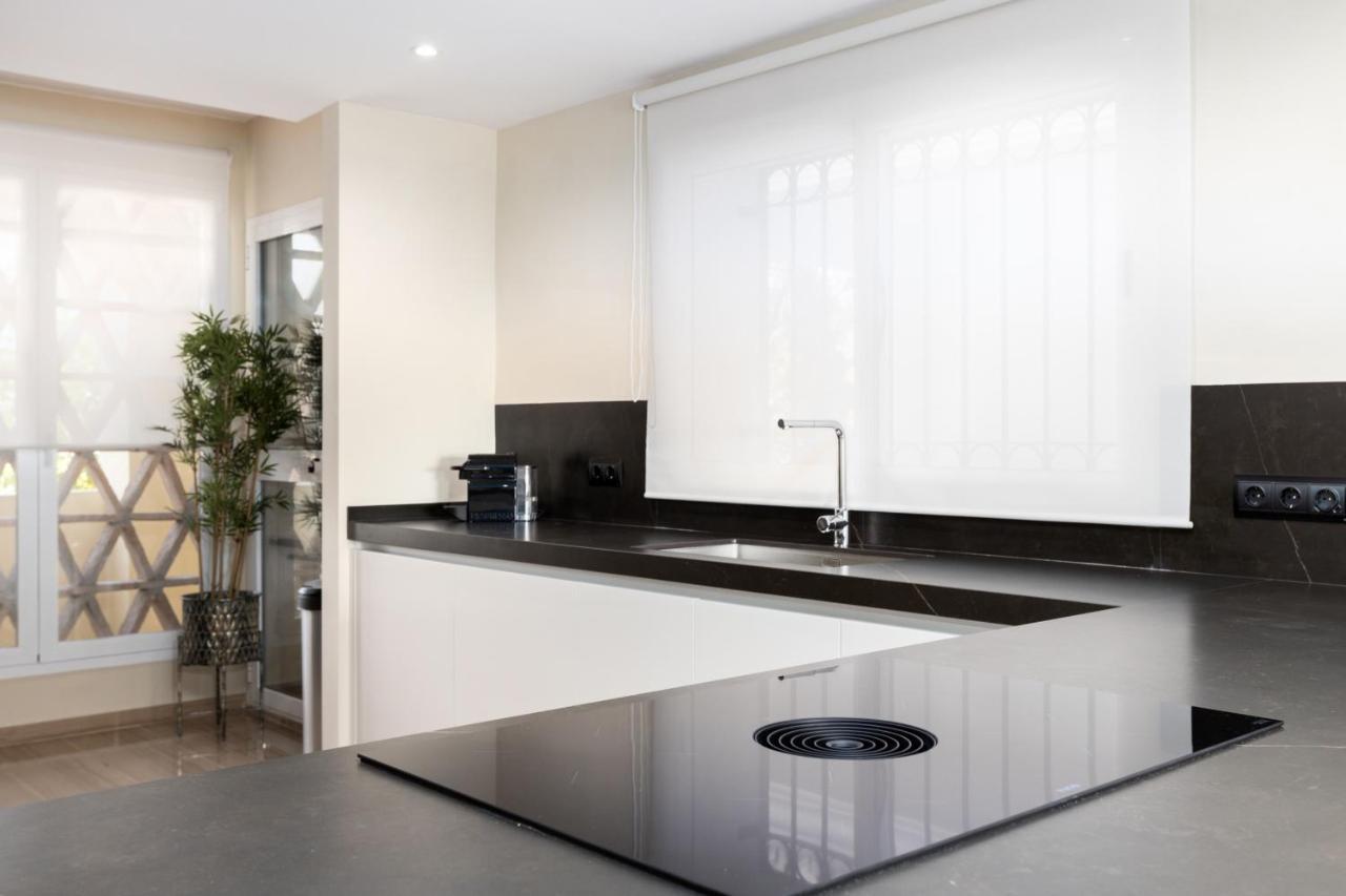 Homeforguest Front Line Beach Apartment In Hacienda Playa มาร์เบยา ภายนอก รูปภาพ