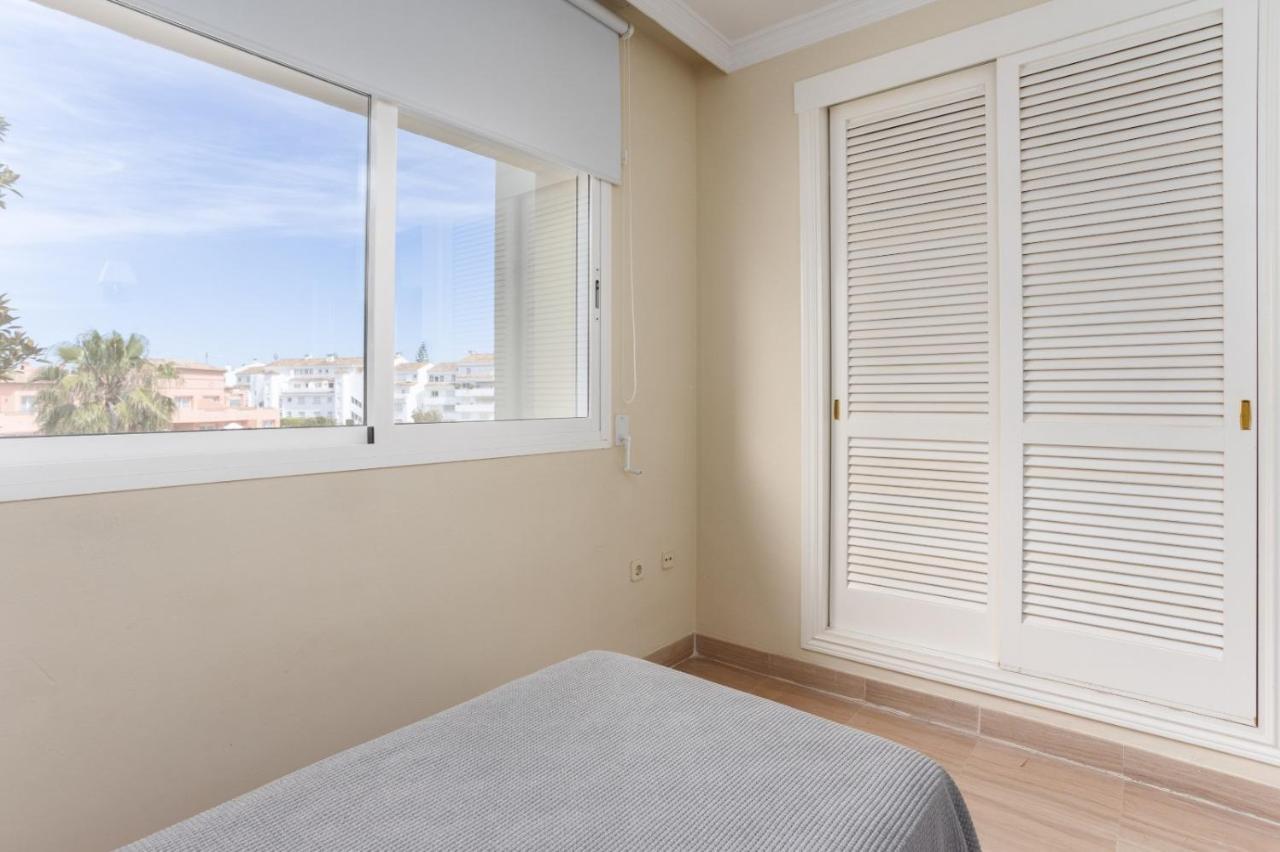 Homeforguest Front Line Beach Apartment In Hacienda Playa มาร์เบยา ภายนอก รูปภาพ