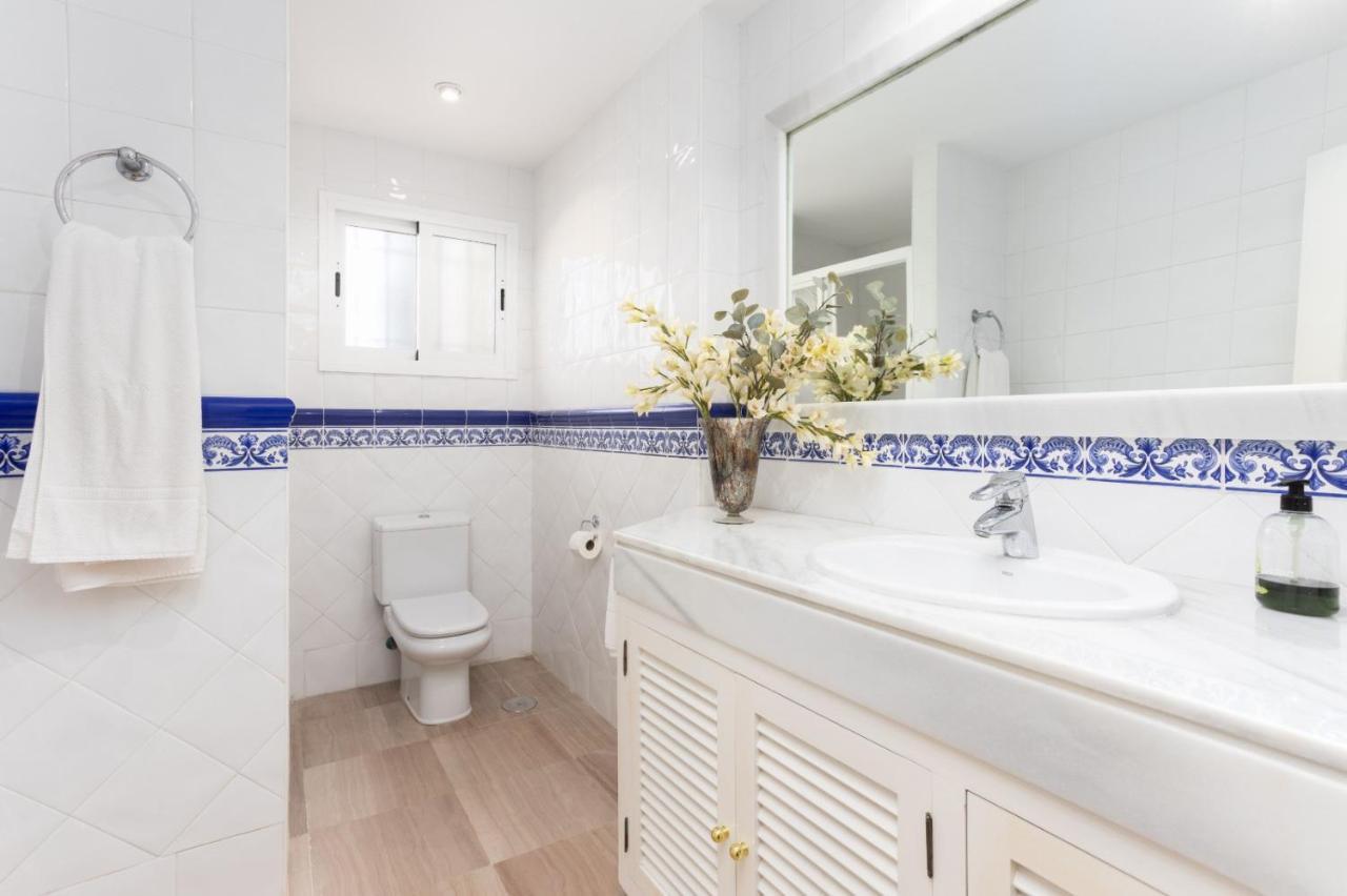 Homeforguest Front Line Beach Apartment In Hacienda Playa มาร์เบยา ภายนอก รูปภาพ